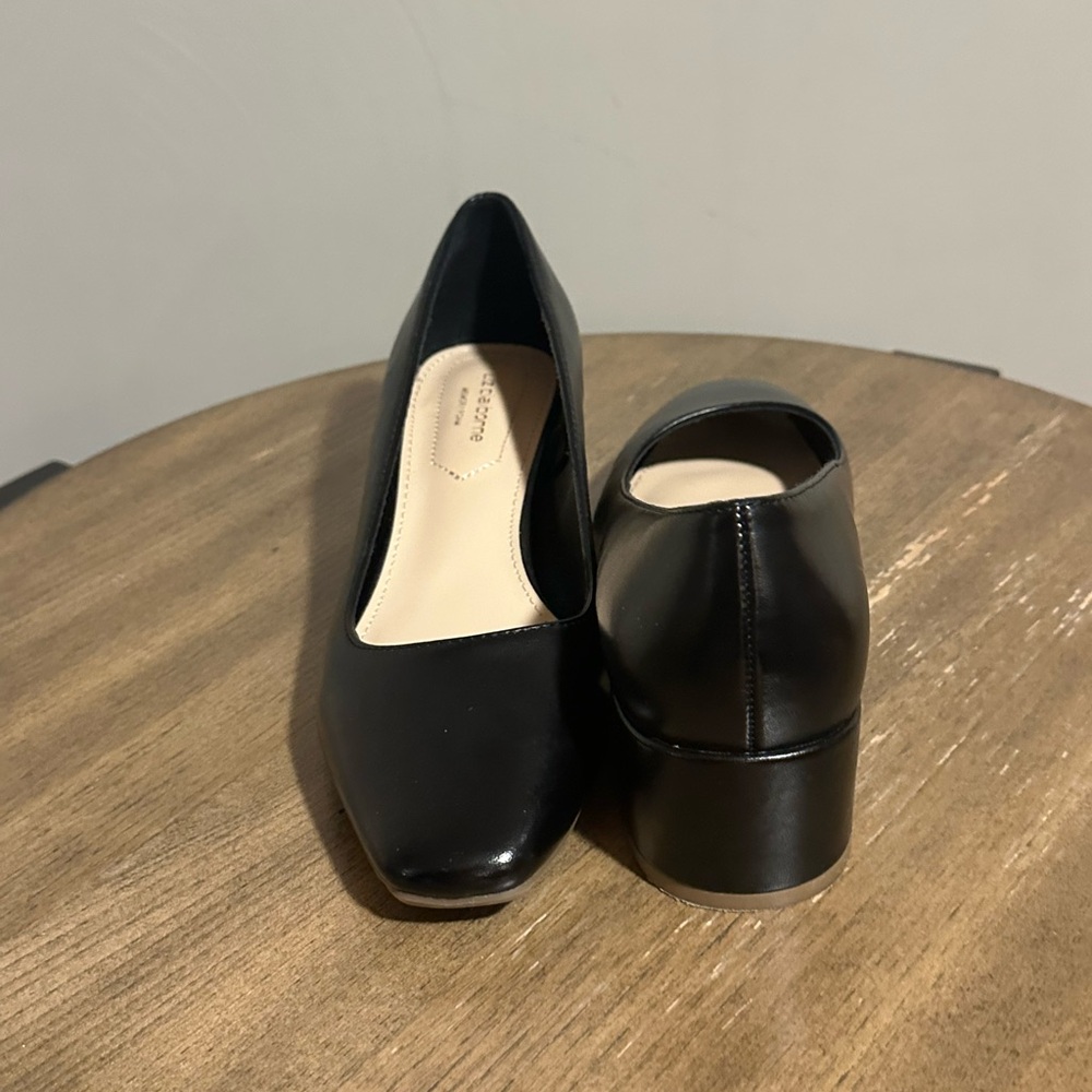 Liz Claiborne Black Block Heel Pumps